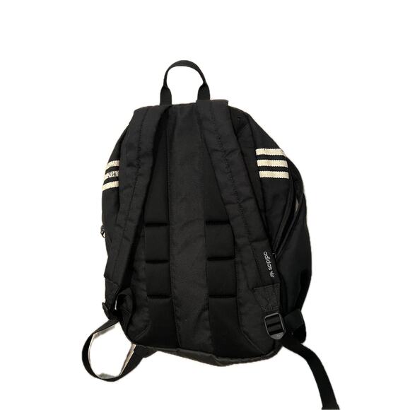 Adidas Interval Backpack w Padded Sleeve - Picture 2 of 3